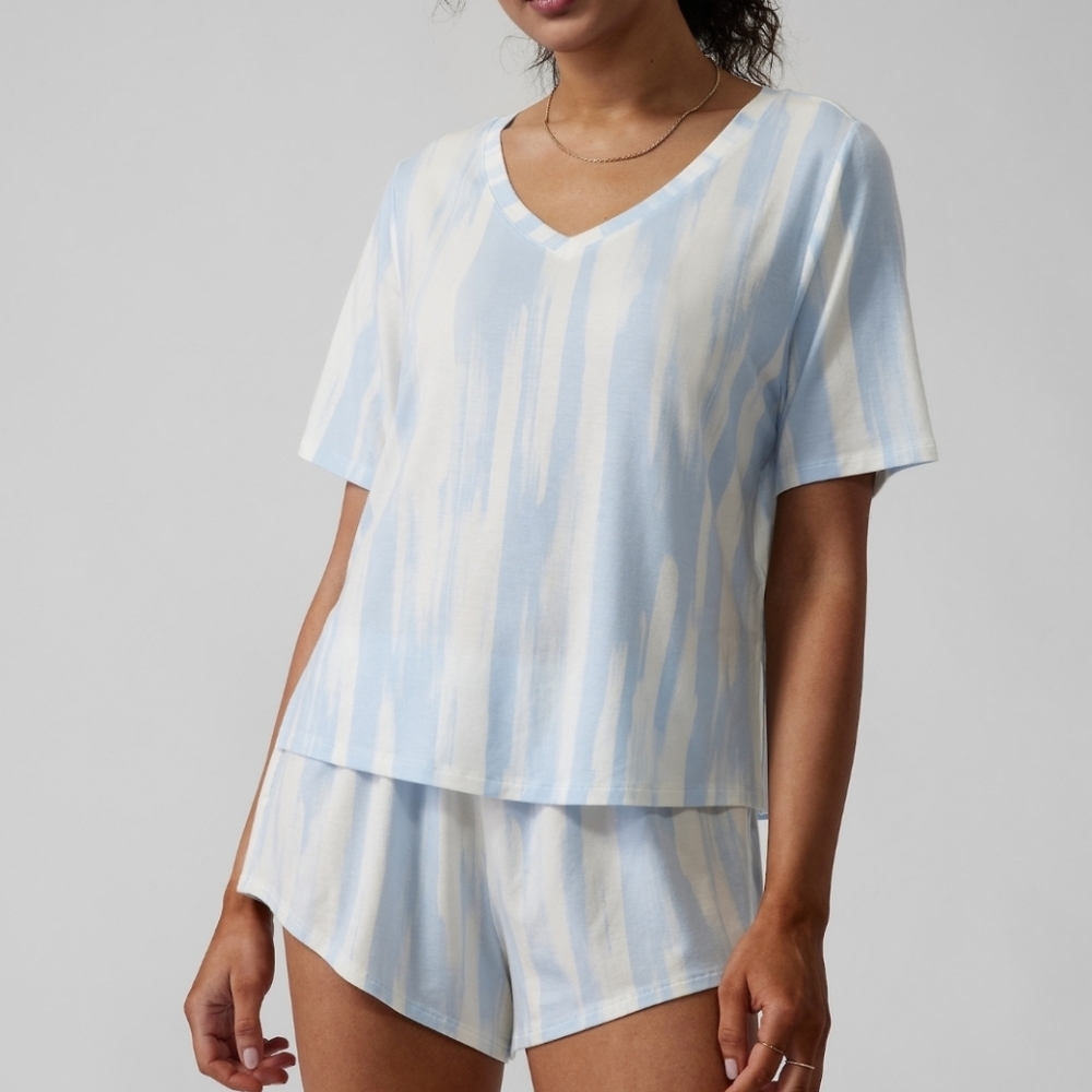 Athleta sleepwear set of top and shorts Size Small